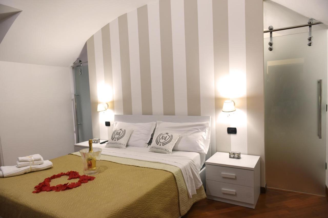 Montesantogroup Sorrento Room Neapel Exterior foto
