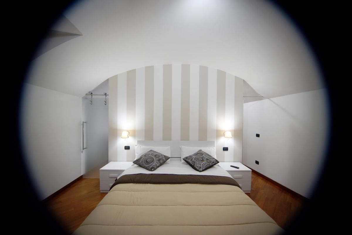 Montesantogroup Sorrento Room Neapel Exterior foto